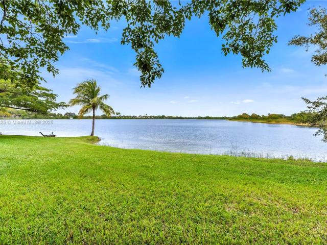 House for sale in Pembroke Pines, Florida