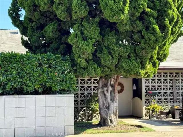 Condo for sale in Huntington Beach