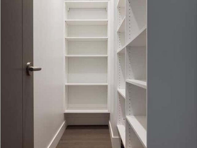 Condo for sale in Winfield, British Columbia