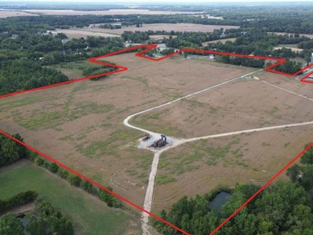 Farm for sale in West Frankfort, Franklin County