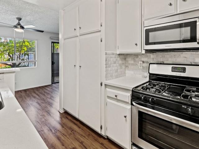 Apartment for rent in Sherman Oaks Neighborhood Council District, Canoga Park
