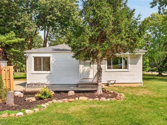 House for sale in Hinckley, Ohio