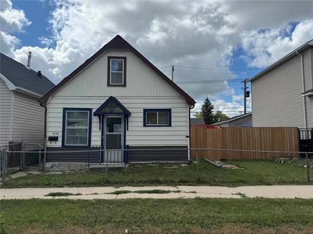 House for sale in Shaughnessy Park, Winnipeg