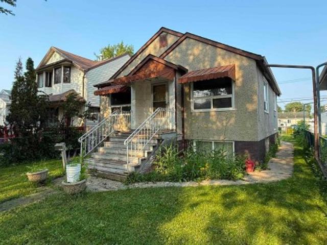 House for sale in Wedgewood, Alberta