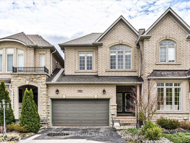 Townhouse for sale in Woburn, Ontario