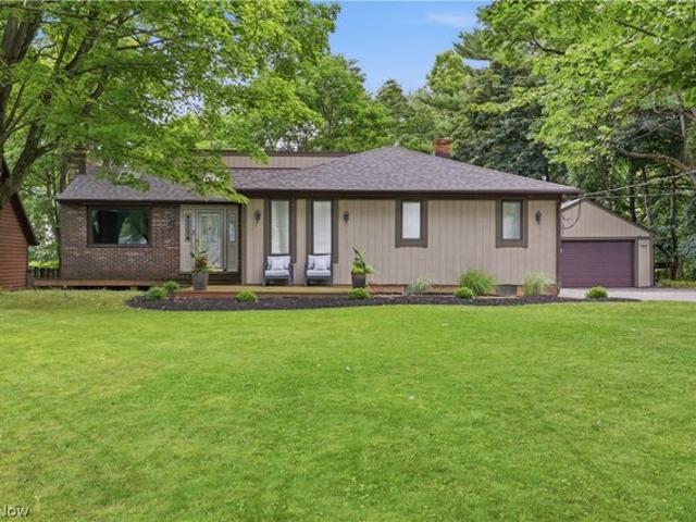 House for sale in Hinckley, Ohio