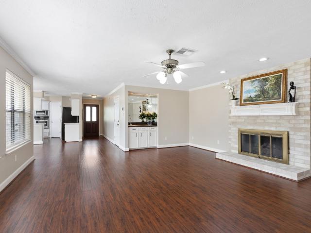 House for sale in Meadows Place, Texas