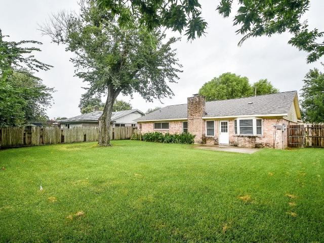 House for sale in Meadows Place, Texas