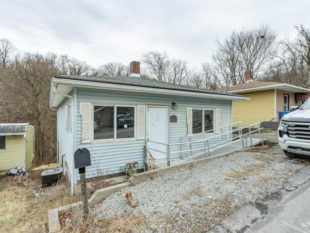 House for sale in New Kensington, Pennsylvania