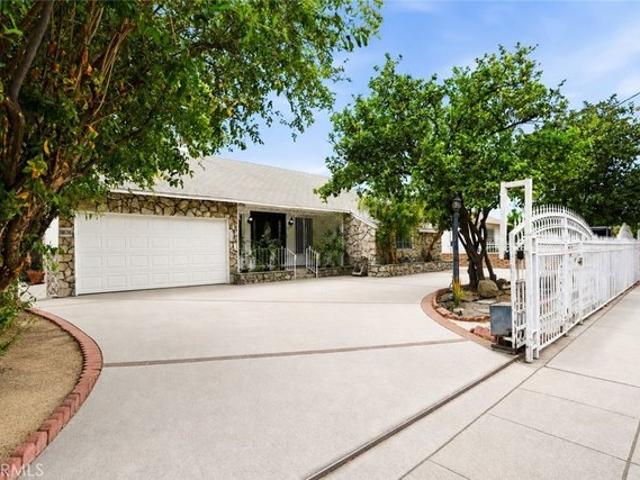 House for sale in Van Nuys Neighborhood Council District, Canoga Park