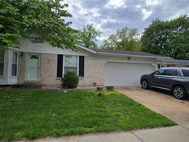 House for sale in Maryland Heights, Missouri