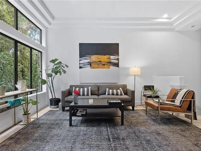 Condo for rent in Los Angeles