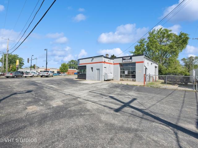 Commercial for sale in Alsip, Illinois