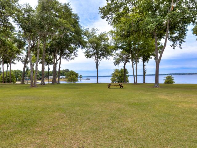 Condo for sale in Summerton, South Carolina