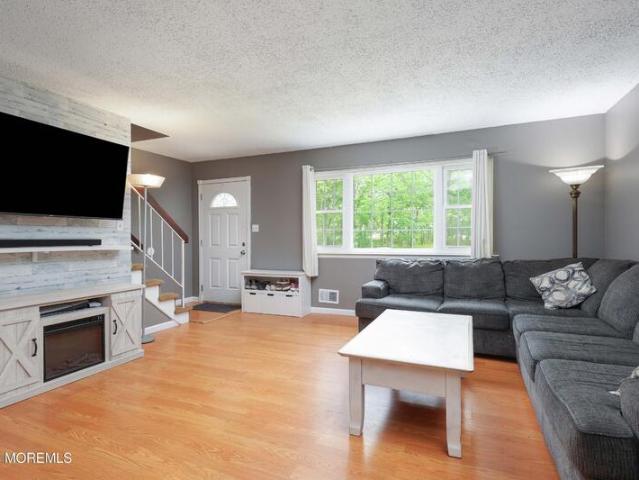 Condo for sale in Brick