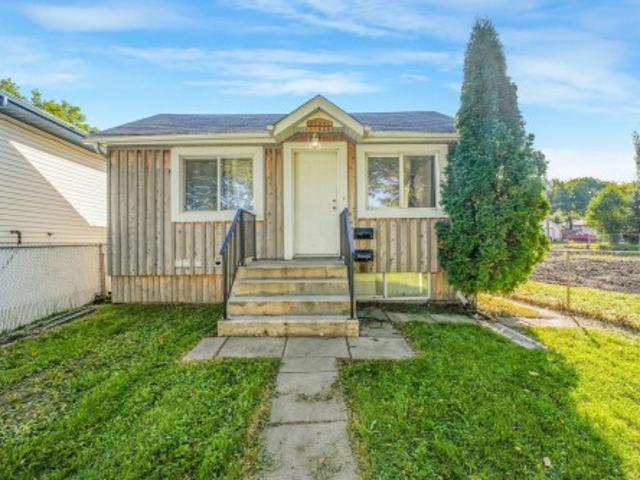 House for sale in Wedgewood, Alberta
