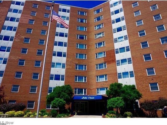 Condo for sale in Lakewood, Ohio