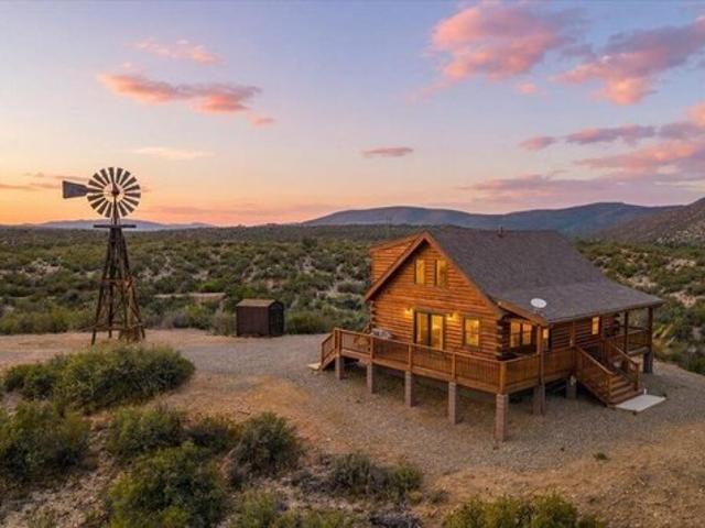 House for sale in Skull Valley, Arizona