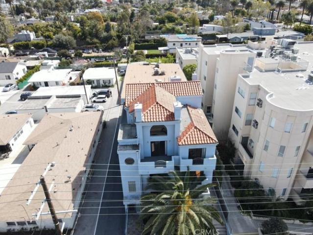 Condo for sale in Canoga Park, California