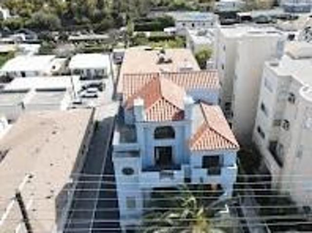 Condo for sale in Canoga Park, California