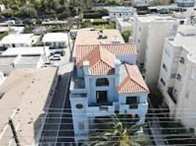 Condo for sale in Canoga Park, California