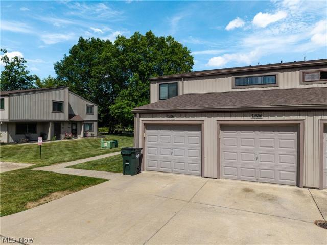 Condo for sale in Hinckley, Ohio