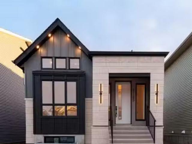 House for sale in Crossfield, Alberta