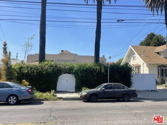 House for sale in Canoga Park, California