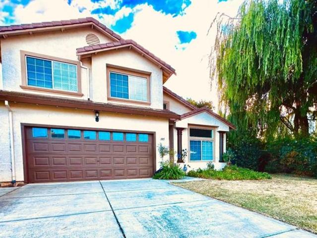 House for sale in Salinas, California