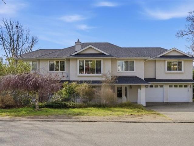 House for sale in Saanich, British Columbia