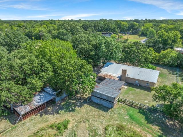 House for sale in Wills Point, Texas