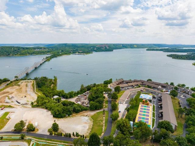 Condo for sale in Stone, Missouri