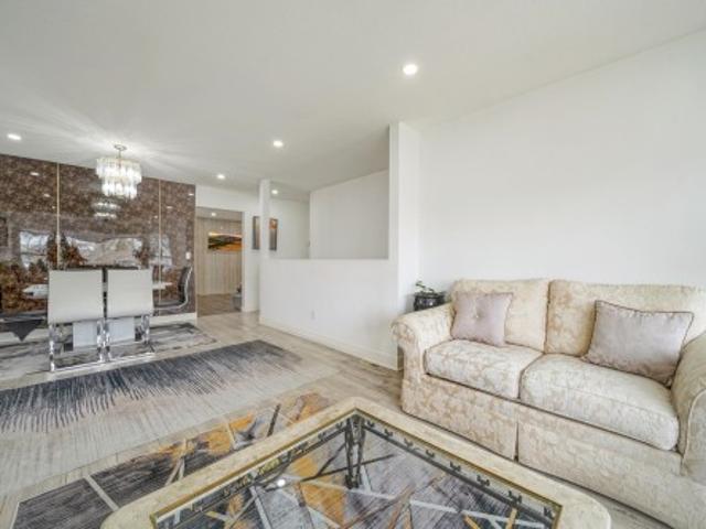 House for sale in Brownsville, Surrey