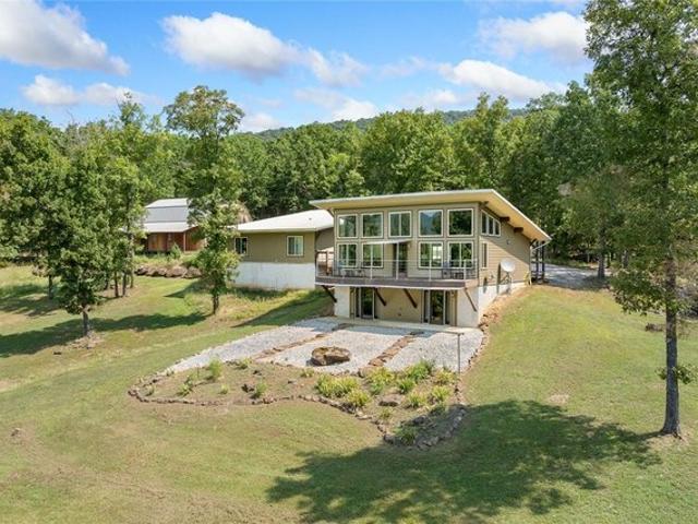 House for sale in Ark