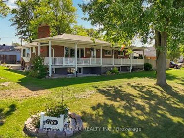 House for sale in St. Clair, Ontario
