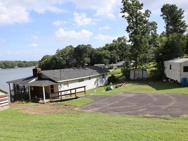 House for sale in Waterloo, South Carolina