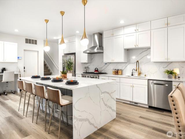 Condo for sale in Bellevue, Washington