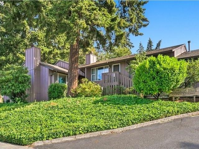 Condo for sale in Oregonia