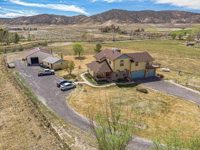 House for sale in Loma, Colorado