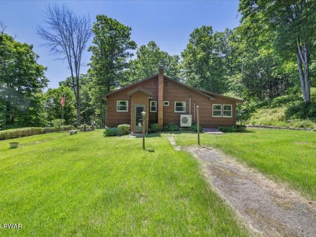 House for sale in Beach Lake, Pennsylvania