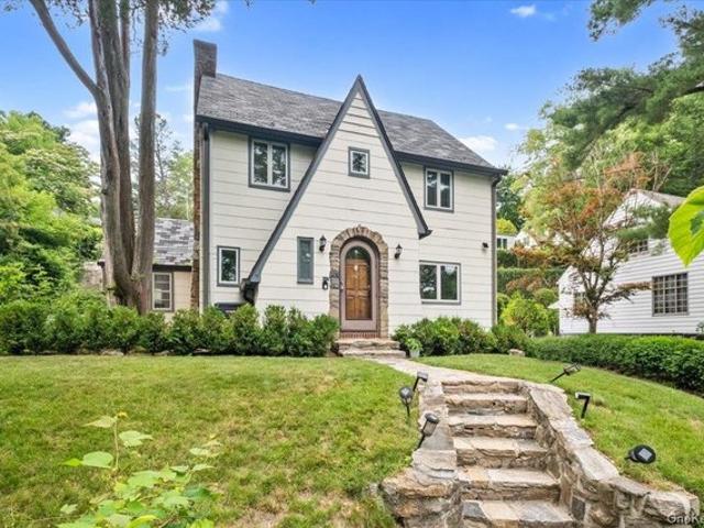 House for sale in Scarsdale, New York