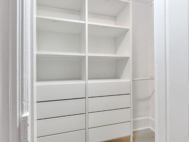 Apartment for rent in Village gai, Montréal