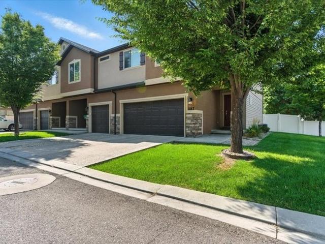 Townhouse for sale in Layton, Utah
