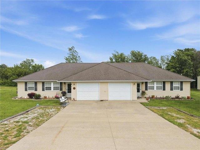 House for sale in Ray, Missouri