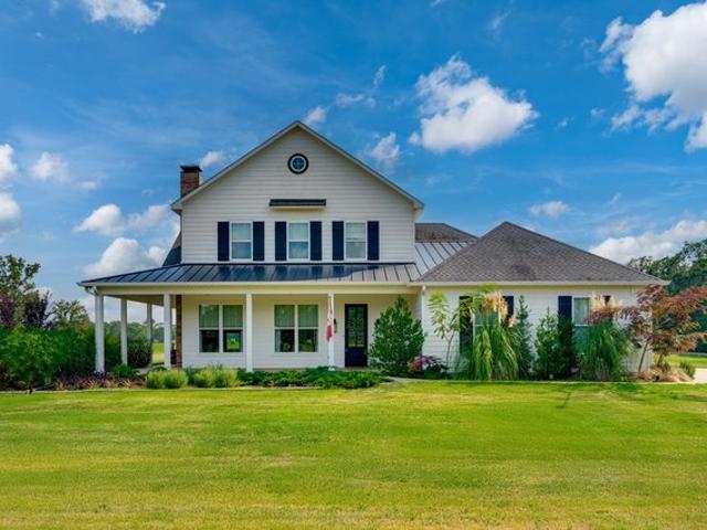 Farm for sale in Elkhart, Texas