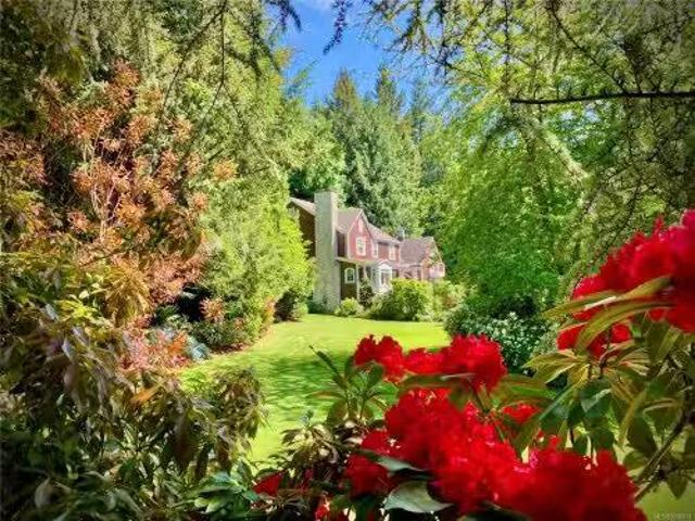 House for sale in Brentwood Bay, British Columbia