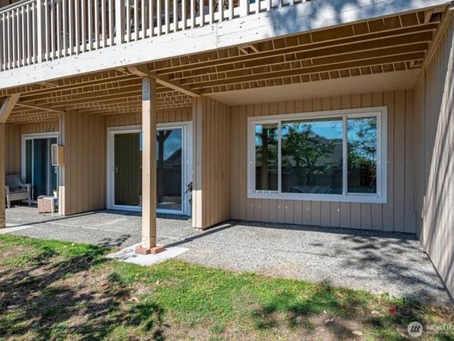 Condo for sale in Oak Harbor, Island County