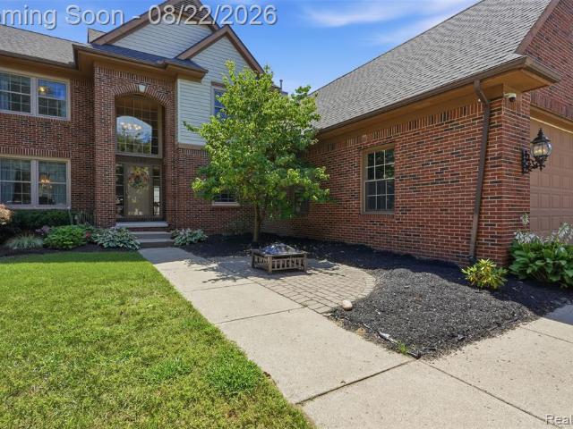 House for sale in Wixom, Michigan