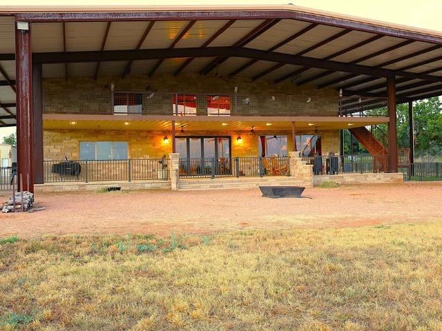 House for sale in Brownwood, Texas