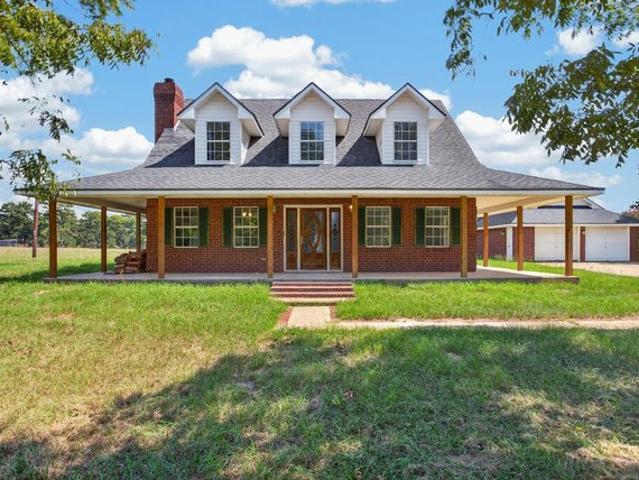 House for sale in Elkhart, Anderson County